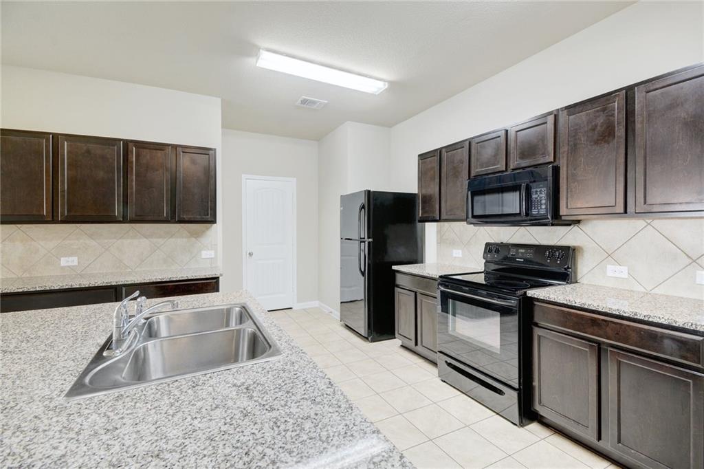 5817 Roderick Drive Austin, TX 78724 - Photo 11 of 30