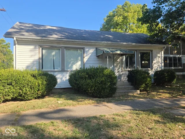 $104,900 | 216 West High Street, Rockville, IN 47872