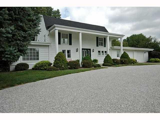6443 Gray Road Indianapolis, IN 46237 - Photo 11 of 12 Gallery Image 11