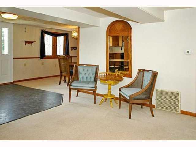 6443 Gray Road Indianapolis, IN 46237 - Photo 8 of 12 Gallery Image 8