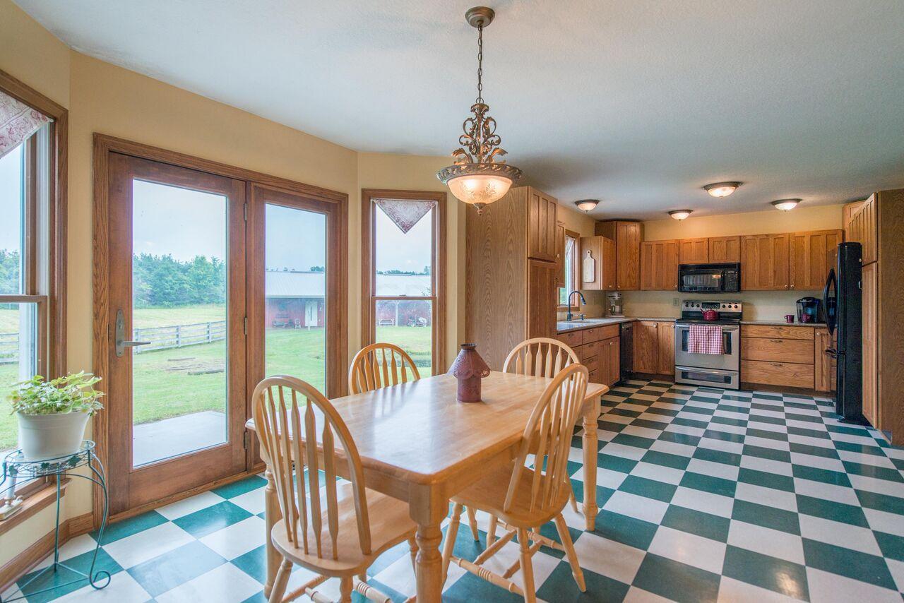 13963 Chambers Road Sunbury, OH 43074 - Photo 11 of 76 Gallery Image 11