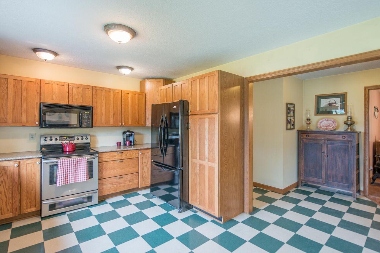 13963 Chambers Road Sunbury, OH 43074 - Photo 17 of 76 Gallery Image 17