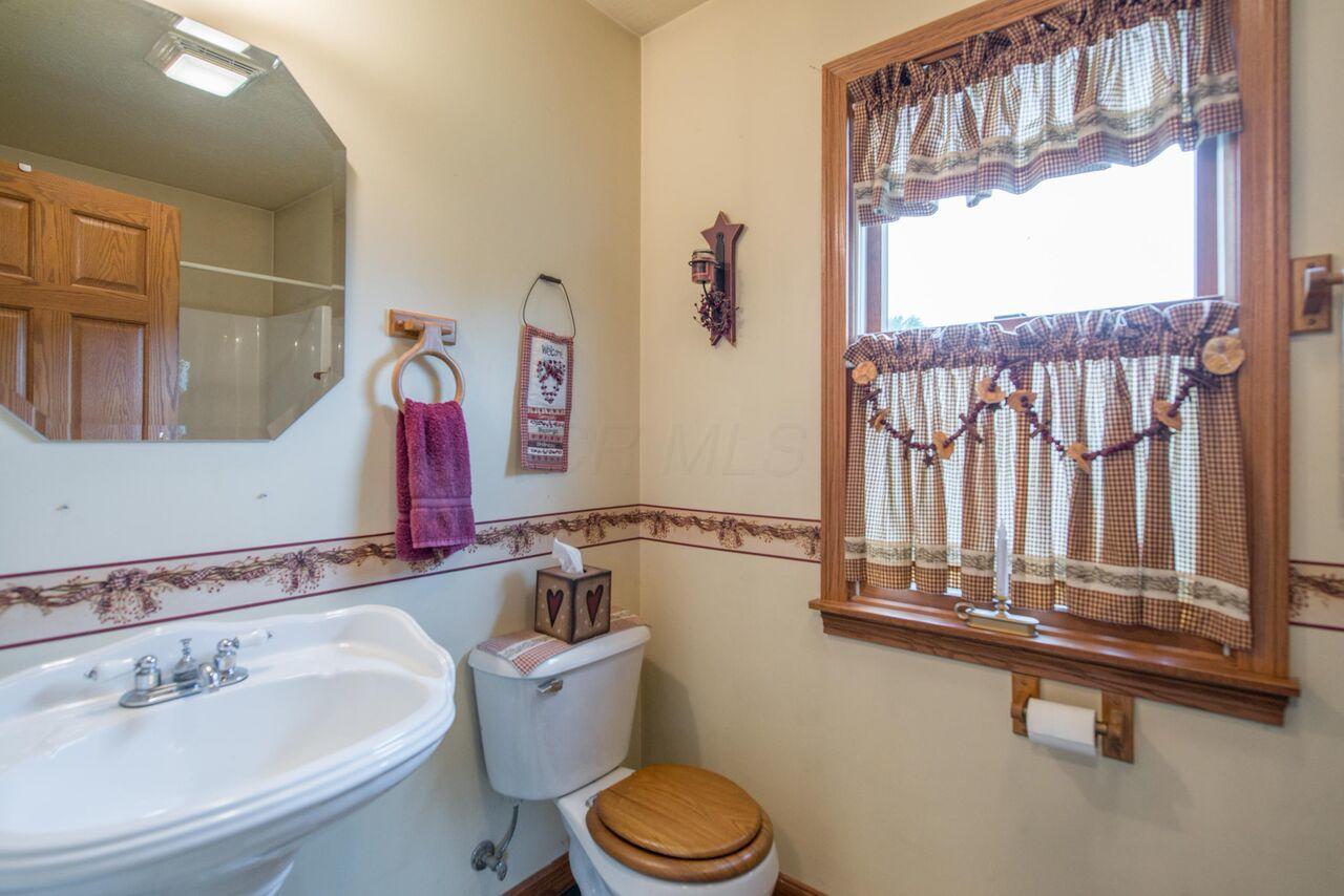 13963 Chambers Road Sunbury, OH 43074 - Photo 22 of 76 Gallery Image 22