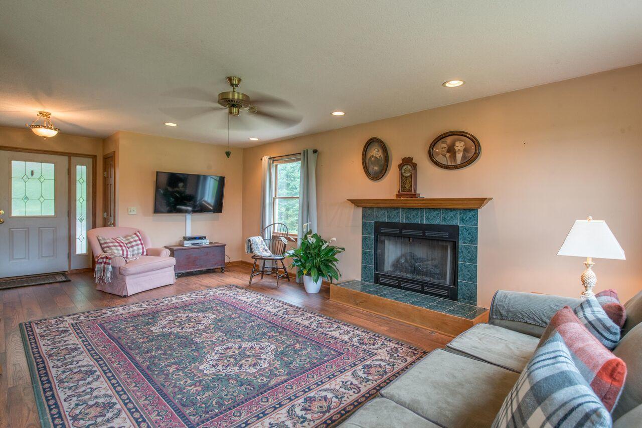 13963 Chambers Road Sunbury, OH 43074 - Photo 6 of 76 Gallery Image 6