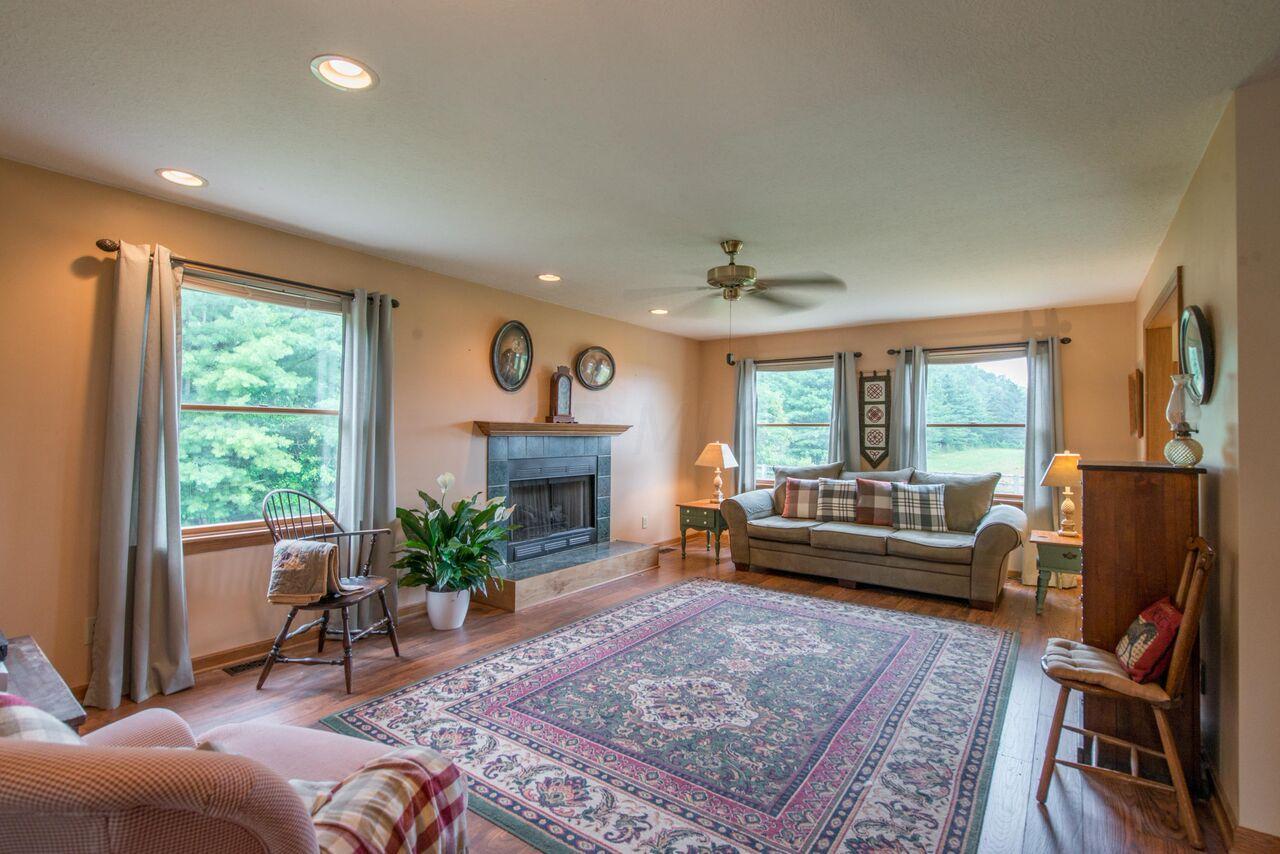 13963 Chambers Road Sunbury, OH 43074 - Photo 7 of 76 Gallery Image 7