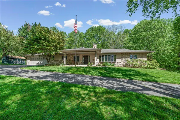 $775,000 | 322 Buttonwood Road, Landenberg, PA 19350