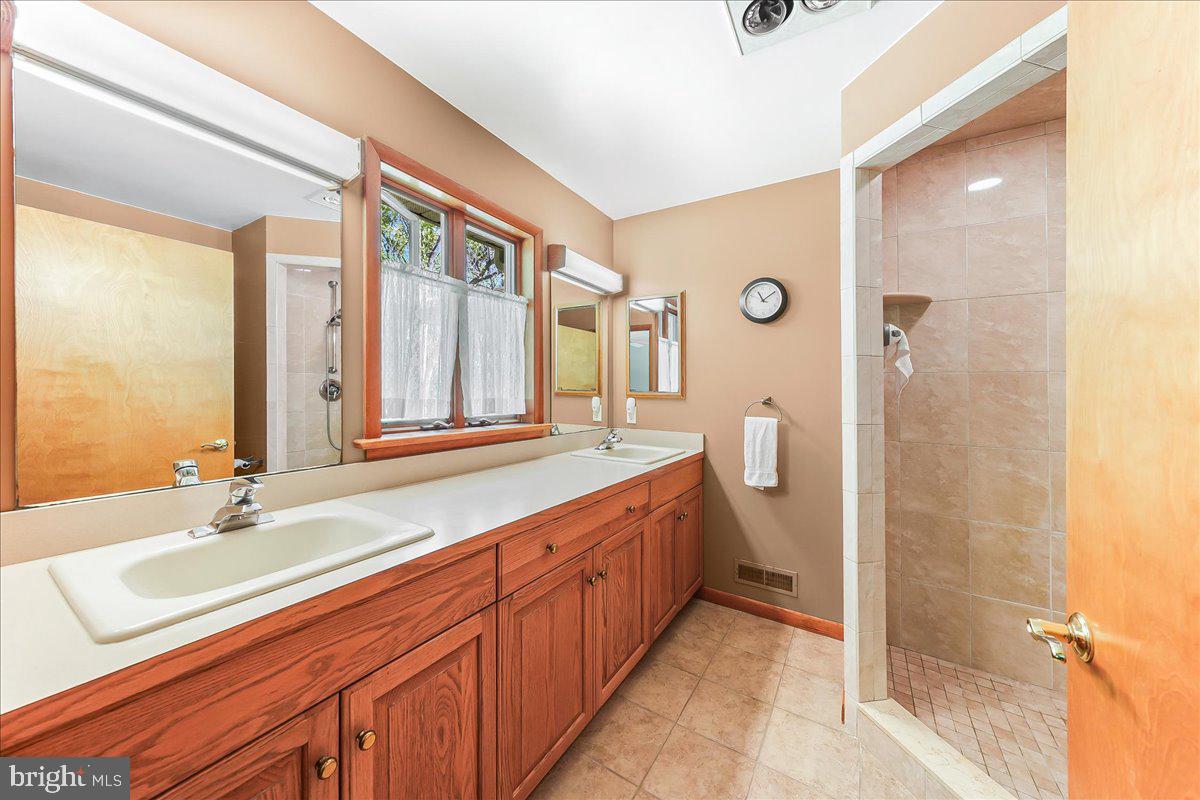 322 Buttonwood Road Landenberg, PA 19350 - Photo 24 of 60 Spacious bathroom with natural light.