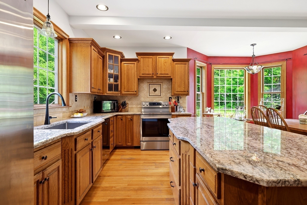344 Beech Hill Road Granville, MA 01034 - Photo 15 of 40