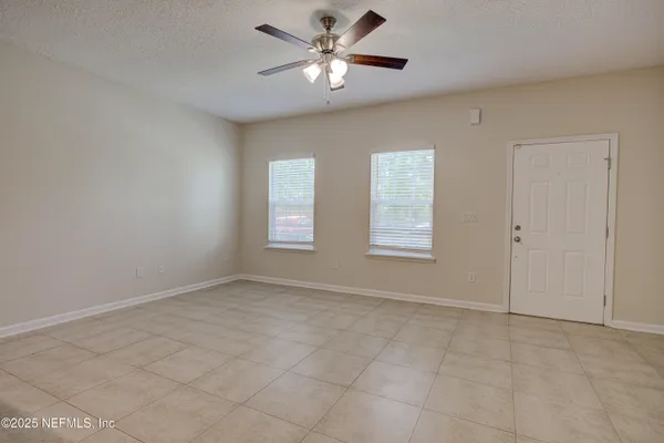 $1,595 | 417 Oasis Lane, Unit 3B, Orange Park, FL 32073