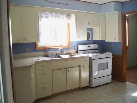 1540 Benjamin Road Muskegon, MI 49445 - Photo 4 of 10 Additional Photo