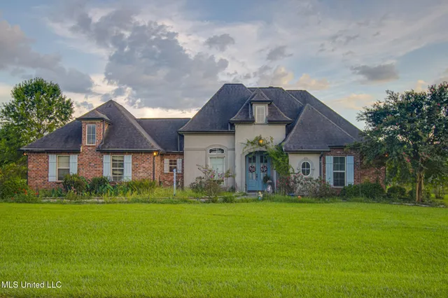 $319,900 | 26 Scenic Meadow Drive, Carriere, MS 39426