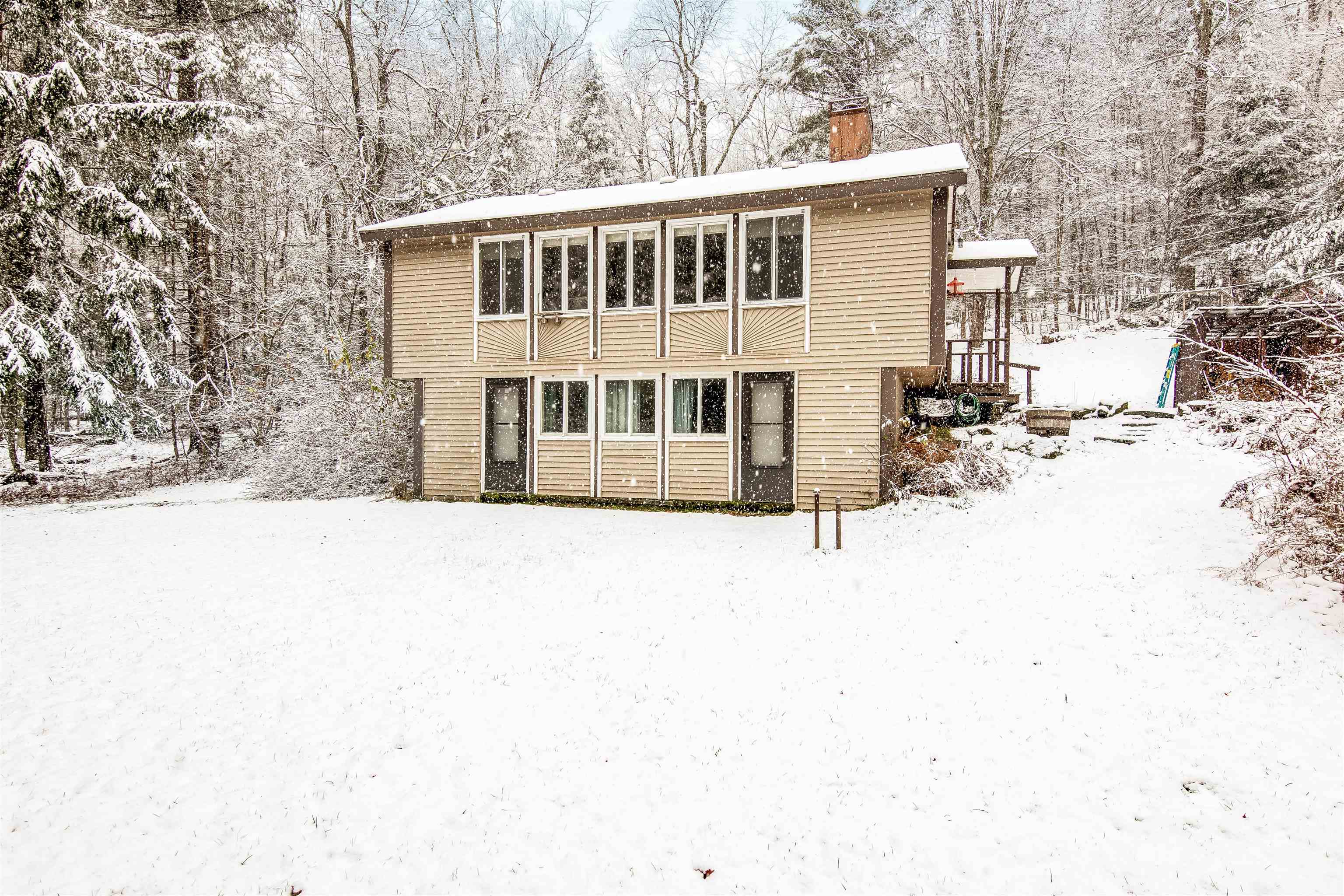 62 Range Road Underhill, VT 05489 - Photo 4 of 33