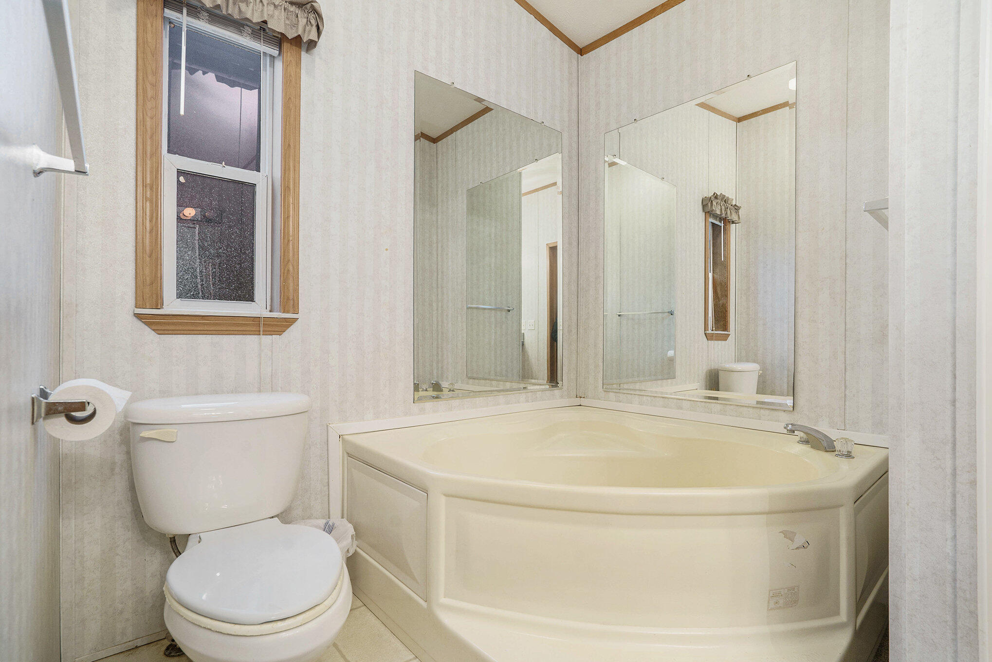 1111 Krum Avenue Three Rivers, MI 49093 - Photo 8 of 16 012_jbs01741jbs01741