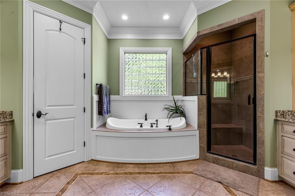 8401 Linville Oaks Drive Oak Ridge, NC 27310 - Photo 16 of 38