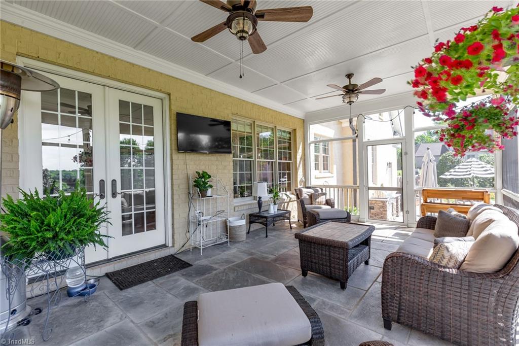 8401 Linville Oaks Drive Oak Ridge, NC 27310 - Photo 33 of 38