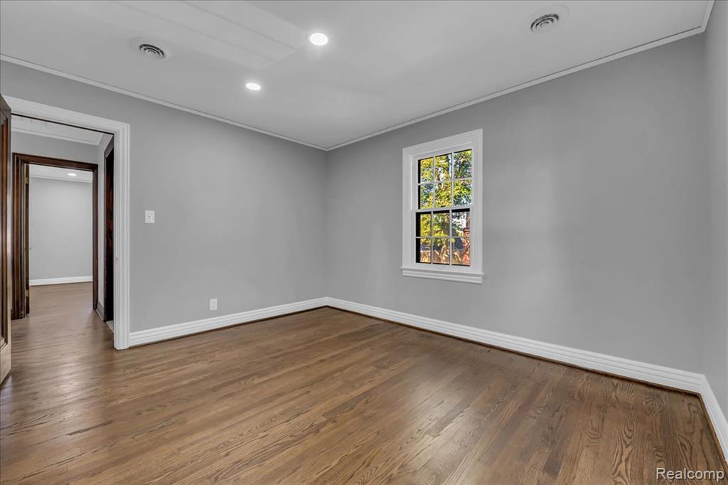 4881 Yorkshire Road Detroit, MI 48224 - Photo 15 of 25 Gallery Image 15
