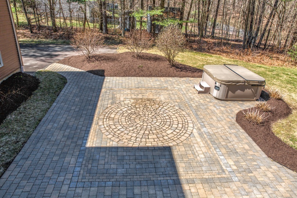 201 Hillside Road Southwick, MA 01077 - Photo 26 of 30 Gallery Image 26
