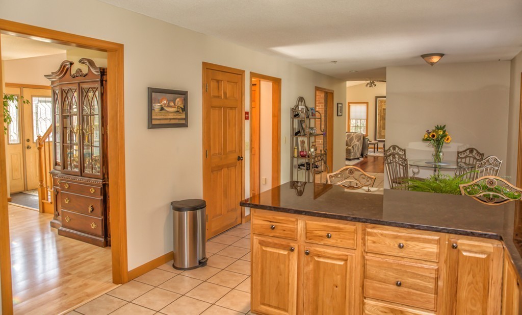201 Hillside Road Southwick, MA 01077 - Photo 4 of 30 Gallery Image 4