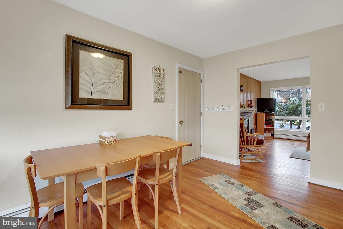 427 Parkside Road Camp Hill, PA 17011 - Photo 10 of 25 Dining Room