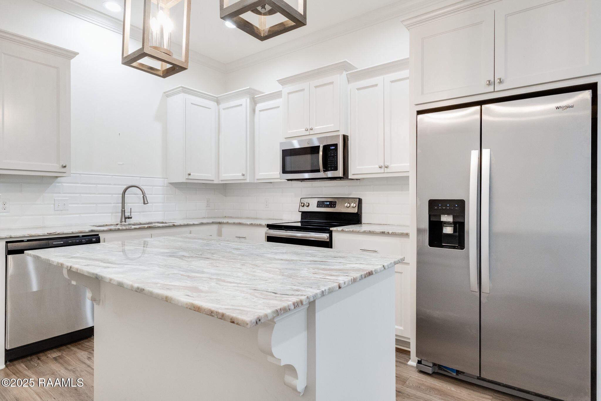 133 Rue Argenteuil Lafayette, LA 70506 - Photo 3 of 15 8-web-or-mls-133 Rue Argenteuil-3