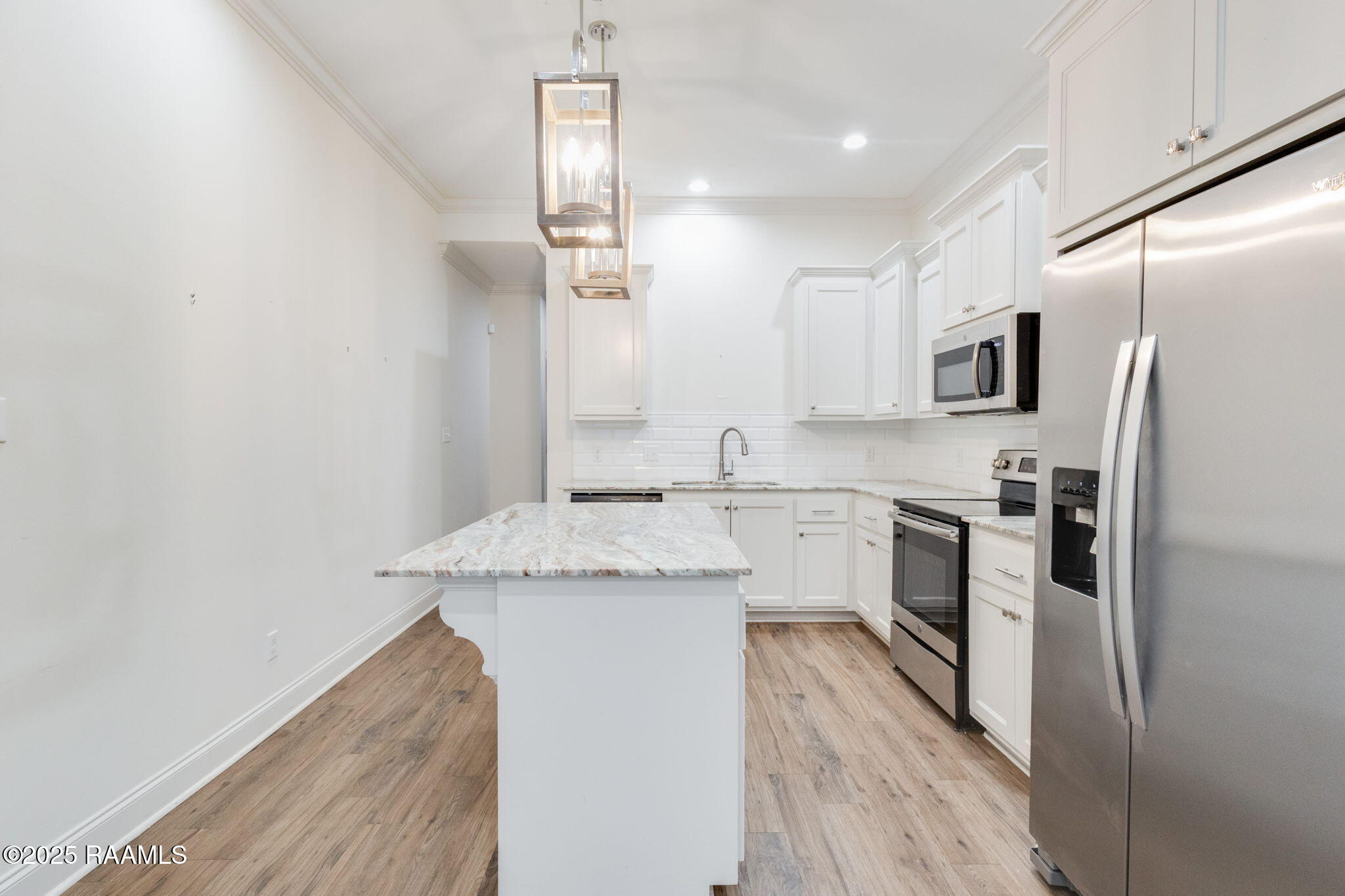 133 Rue Argenteuil Lafayette, LA 70506 - Photo 5 of 15 15-web-or-mls-133 Rue Argenteuil-15