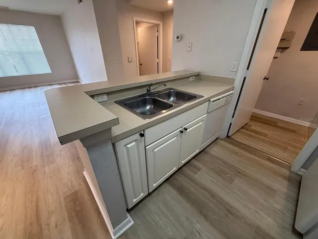 $1,350 | 5506 Metrowest Boulevard, Unit 211, Orlando, FL 32811