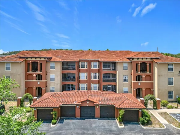 $1,175 | 5506 Metrowest Boulevard, Unit 211, Orlando, FL 32811