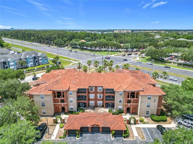 $1,350 | 5506 Metrowest Boulevard, Unit 211, Orlando, FL 32811