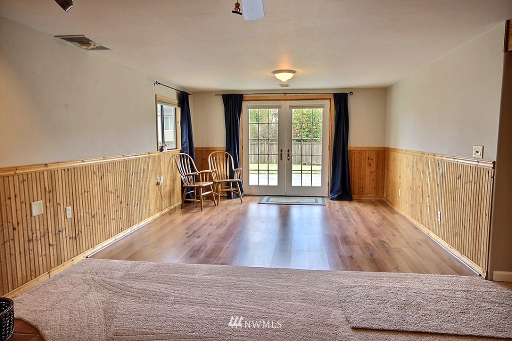 3917 Northeast 6th Street Renton, WA 98056 - Photo 17 of 24