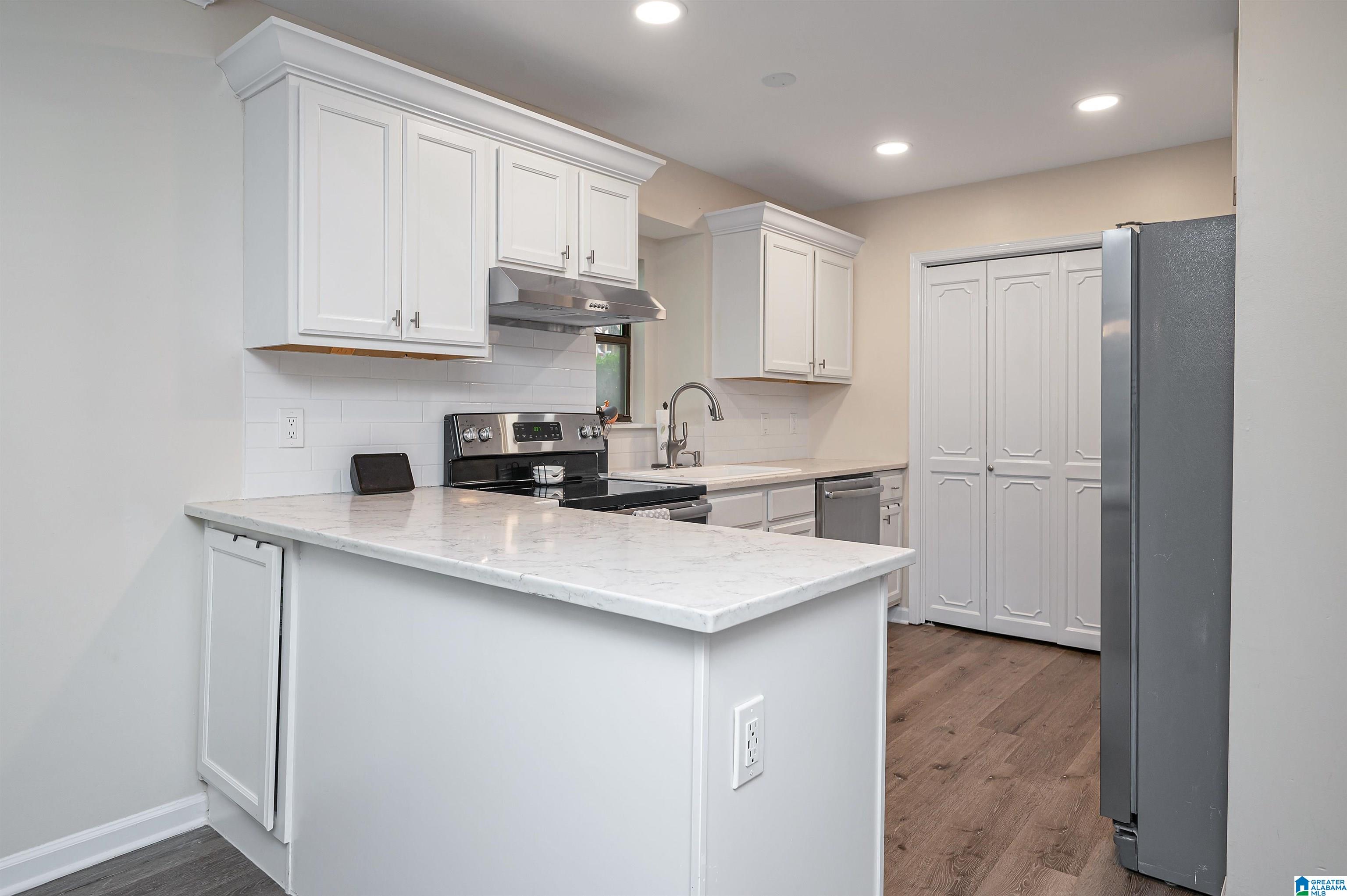 152 W Green, Unit 152 Birmingham, AL 35243 - Photo 10 of 40