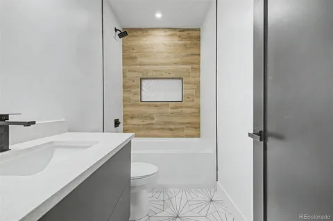 $2,750,000 | 2710 South Gilpin Street, Denver, CO 80210