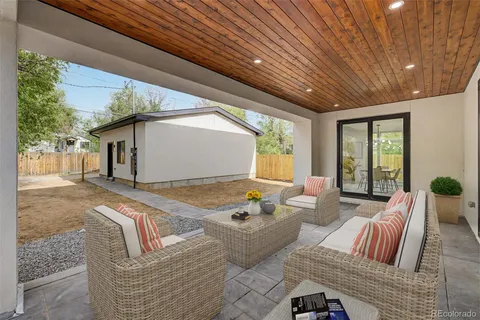 $2,750,000 | 2710 South Gilpin Street, Denver, CO 80210