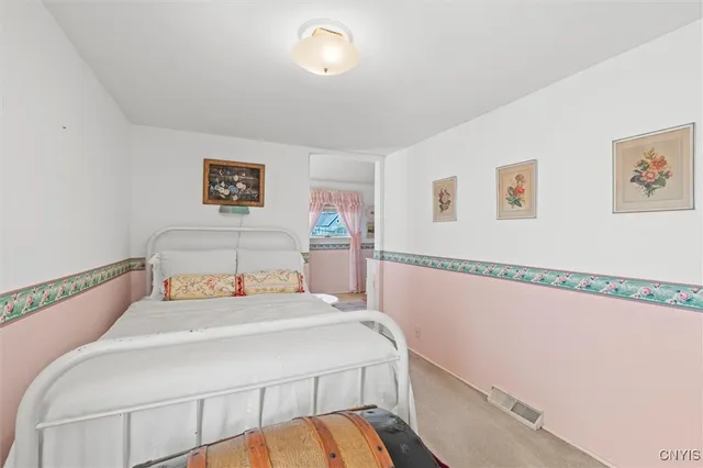 $135,000 | 15 Delevan Street, Auburn, NY 13021