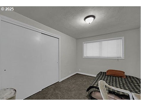 3090 Willakenzie Road Eugene, OR 97401 - Photo 15 of 22 a view of livingroom with furniture
