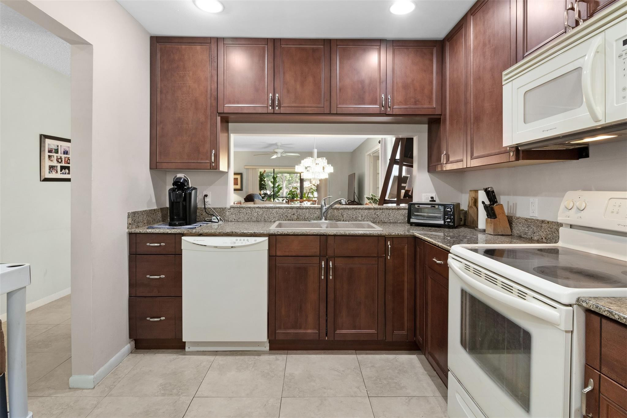 21662 Arriba Real, Unit 44H Boca Raton, FL 33433 - Photo 7 of 32 Photo 7