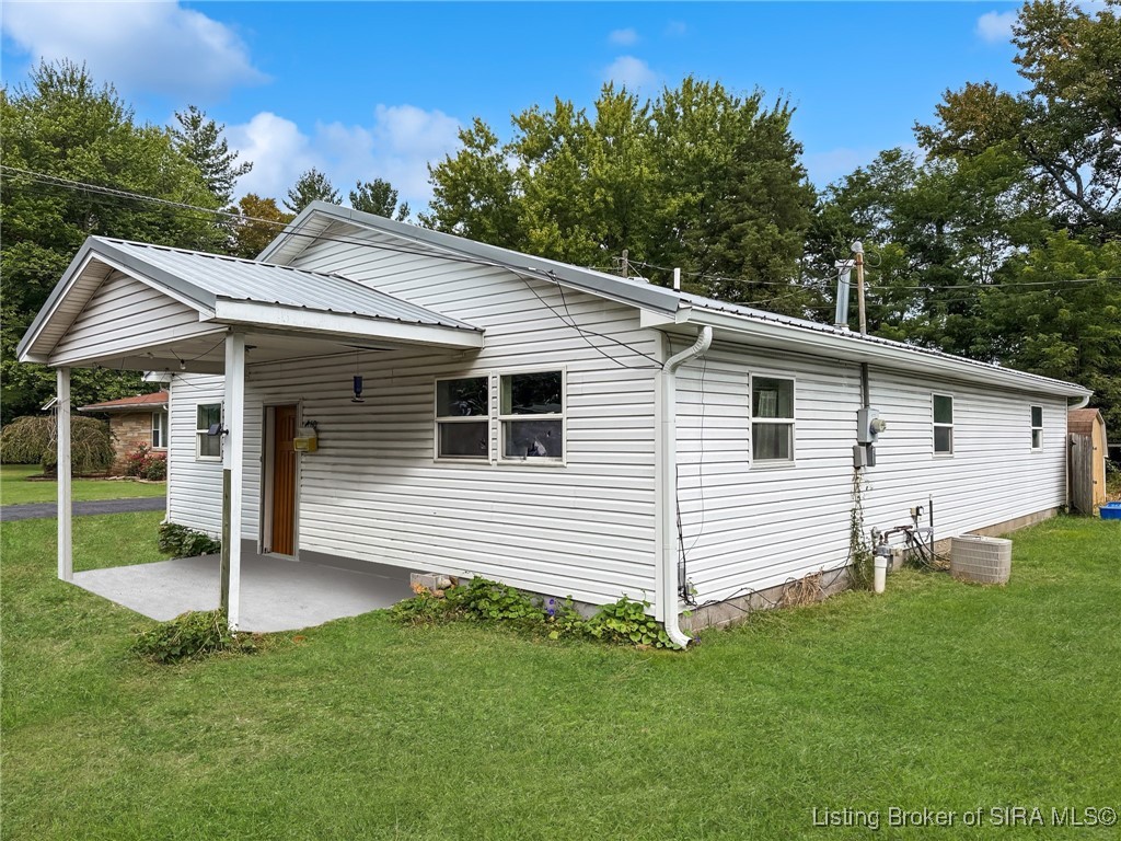 60 Factory Drive Austin, IN 47102 - Photo 2 of 21