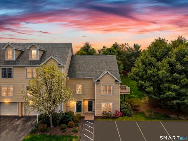 $242,000 | 15 Freedom Way, Unit 66, East Lyme, CT 06357