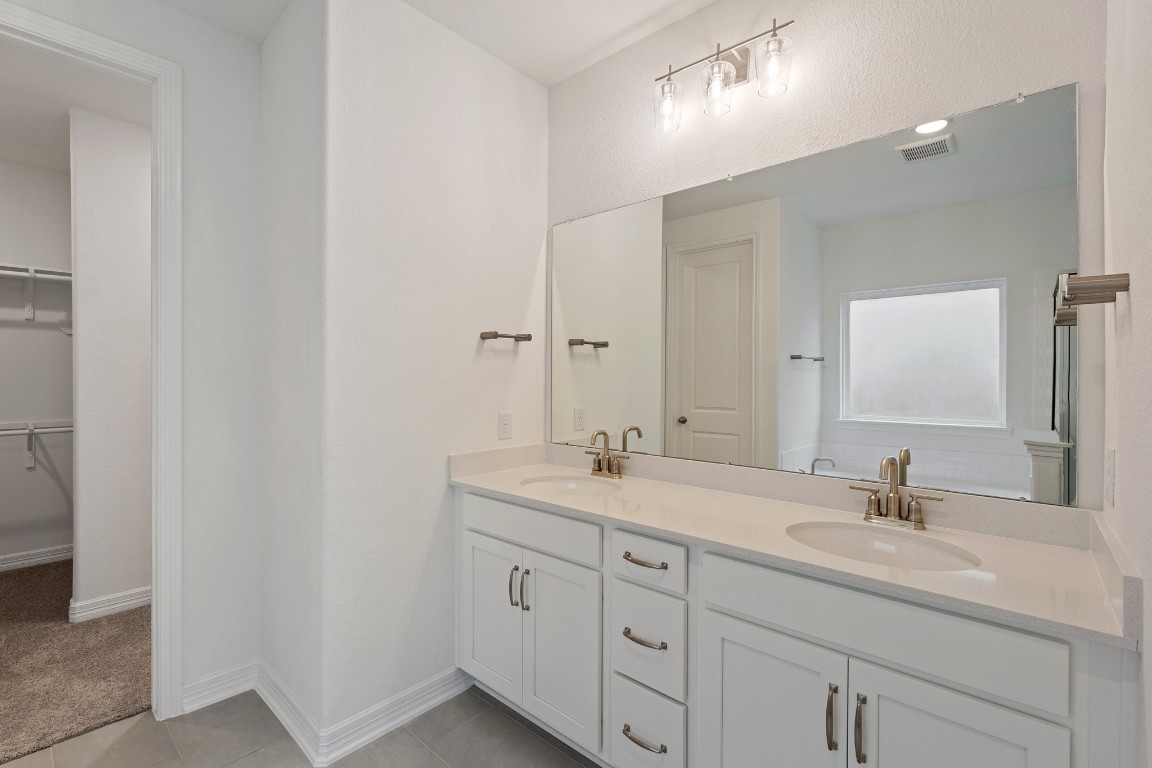 626 Beauty Berry Rosenberg, TX 77471 - Photo 10 of 21 Sample product photo. Actual exterior and interior selections may vary by homesite. Photo may be virtually staged