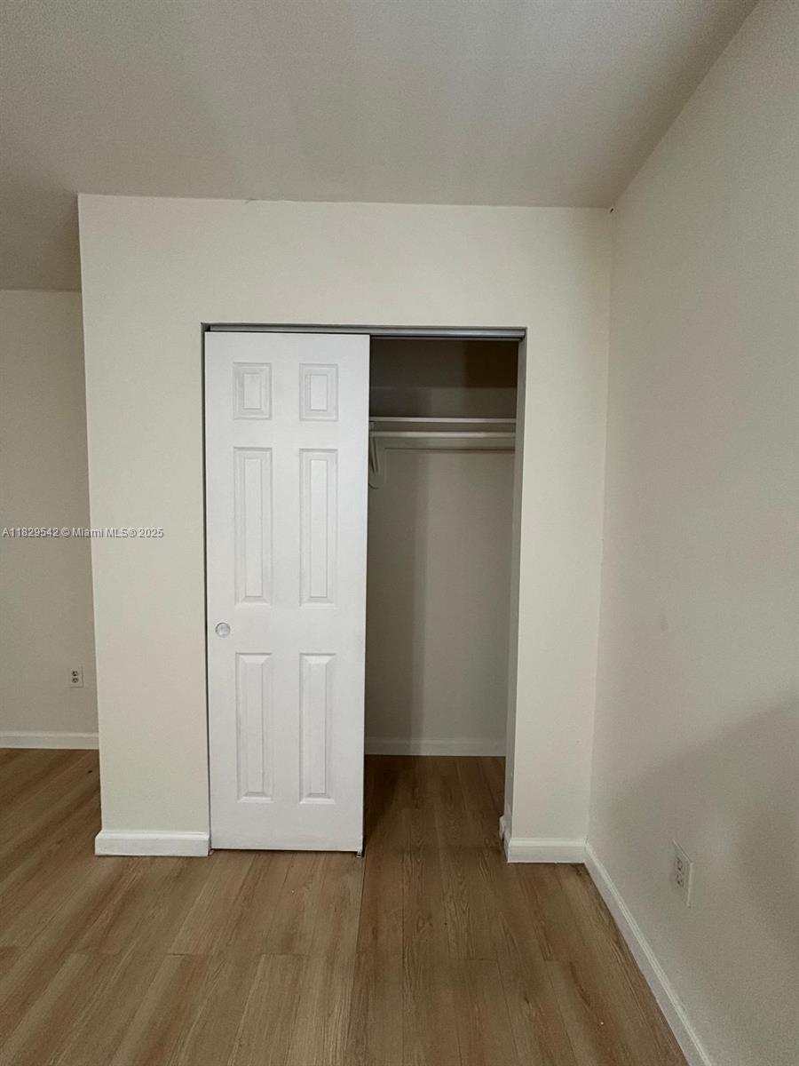 467 Northwest 8th Street, Unit 1 Miami, FL 33136 - Photo 12 of 23