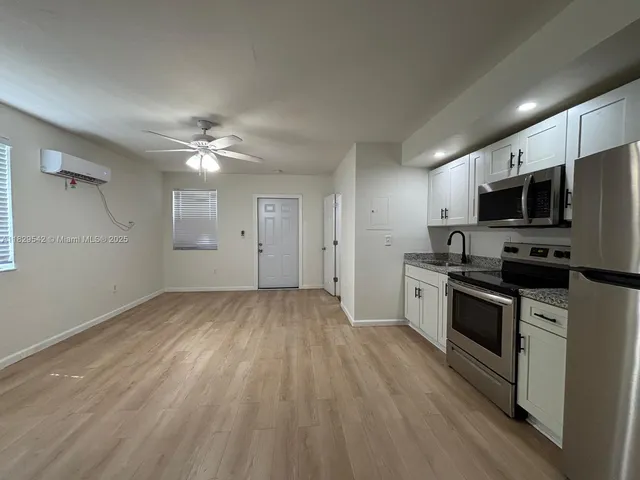 $1,399 | 467 Northwest 8th Street, Unit 1, Miami, FL 33136