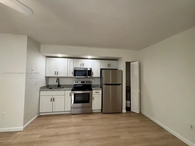 $1,399 | 467 Northwest 8th Street, Unit 1, Miami, FL 33136