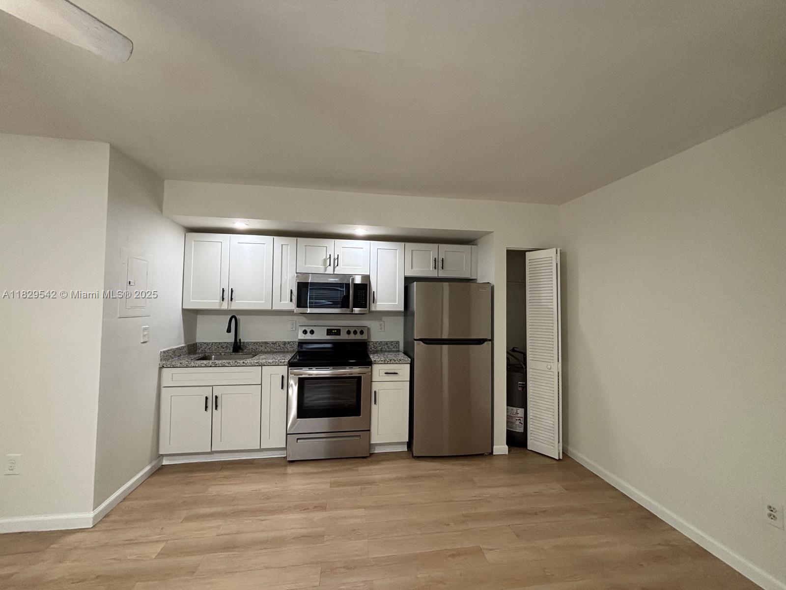 467 Northwest 8th Street, Unit 1 Miami, FL 33136 - Photo 17 of 23