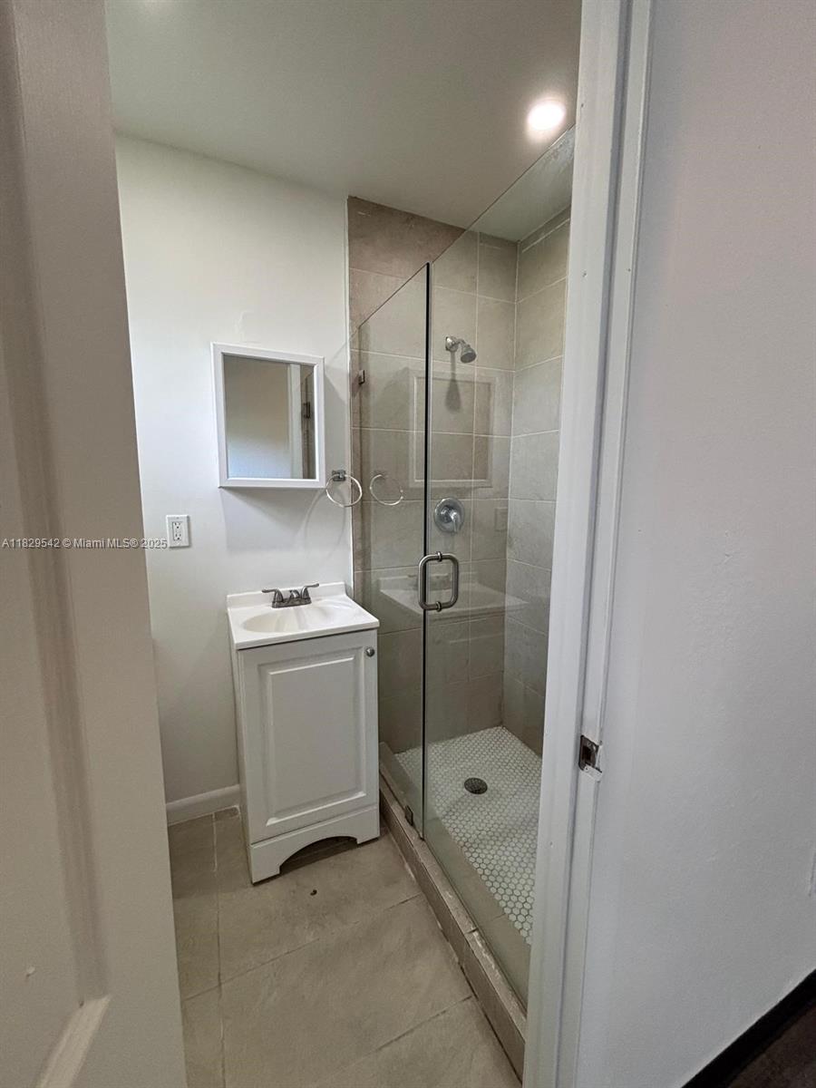 467 Northwest 8th Street, Unit 1 Miami, FL 33136 - Photo 19 of 23