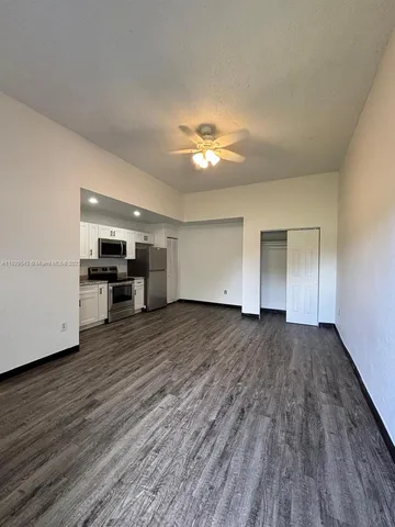 $1,399 | 467 Northwest 8th Street, Unit 1, Miami, FL 33136