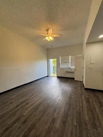 $1,399 | 467 Northwest 8th Street, Unit 1, Miami, FL 33136