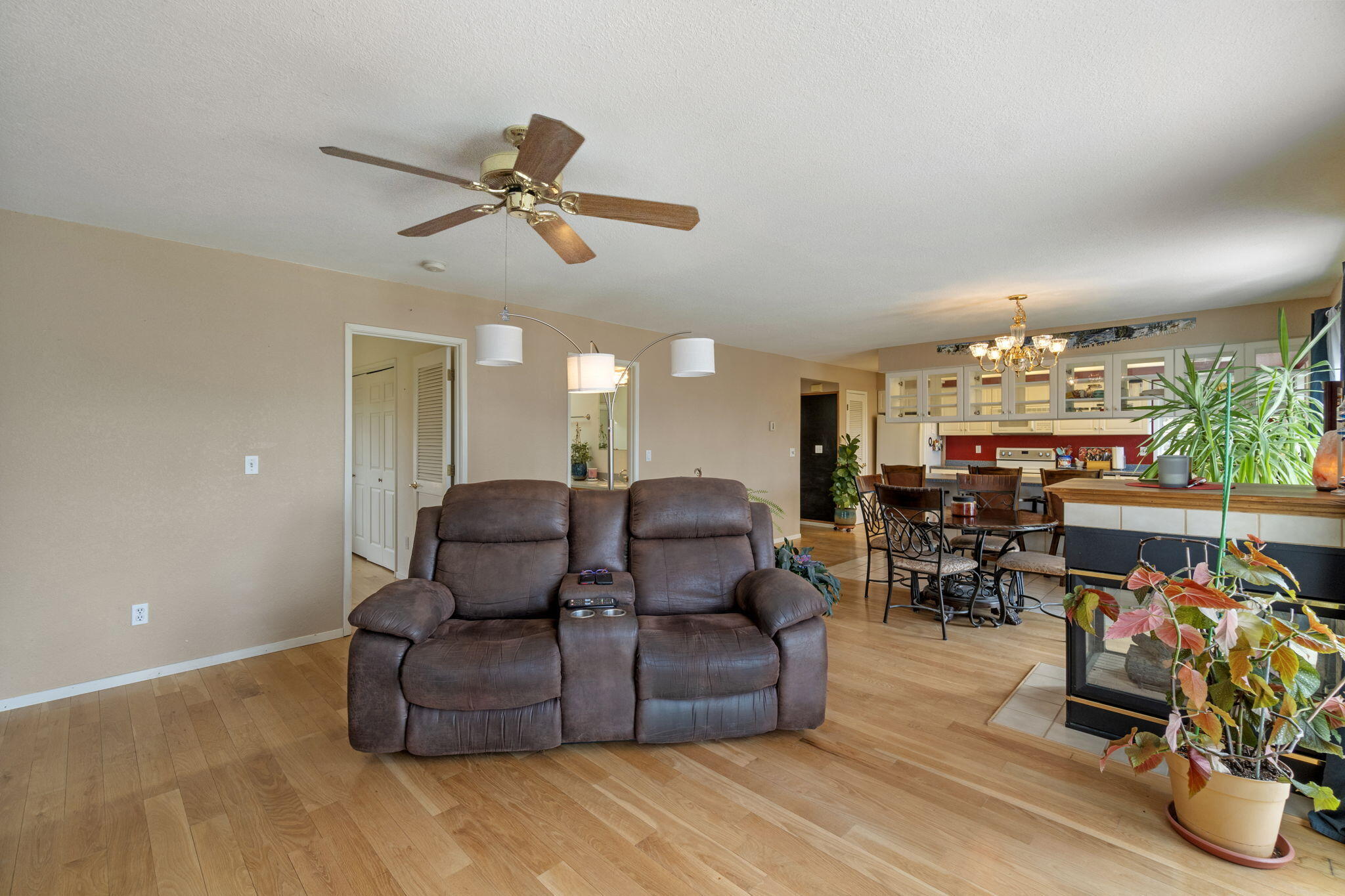 17722 Pope Road Merrill, OR 97633 - Photo 26 of 61 a living room with furniture and a floor to ceiling window