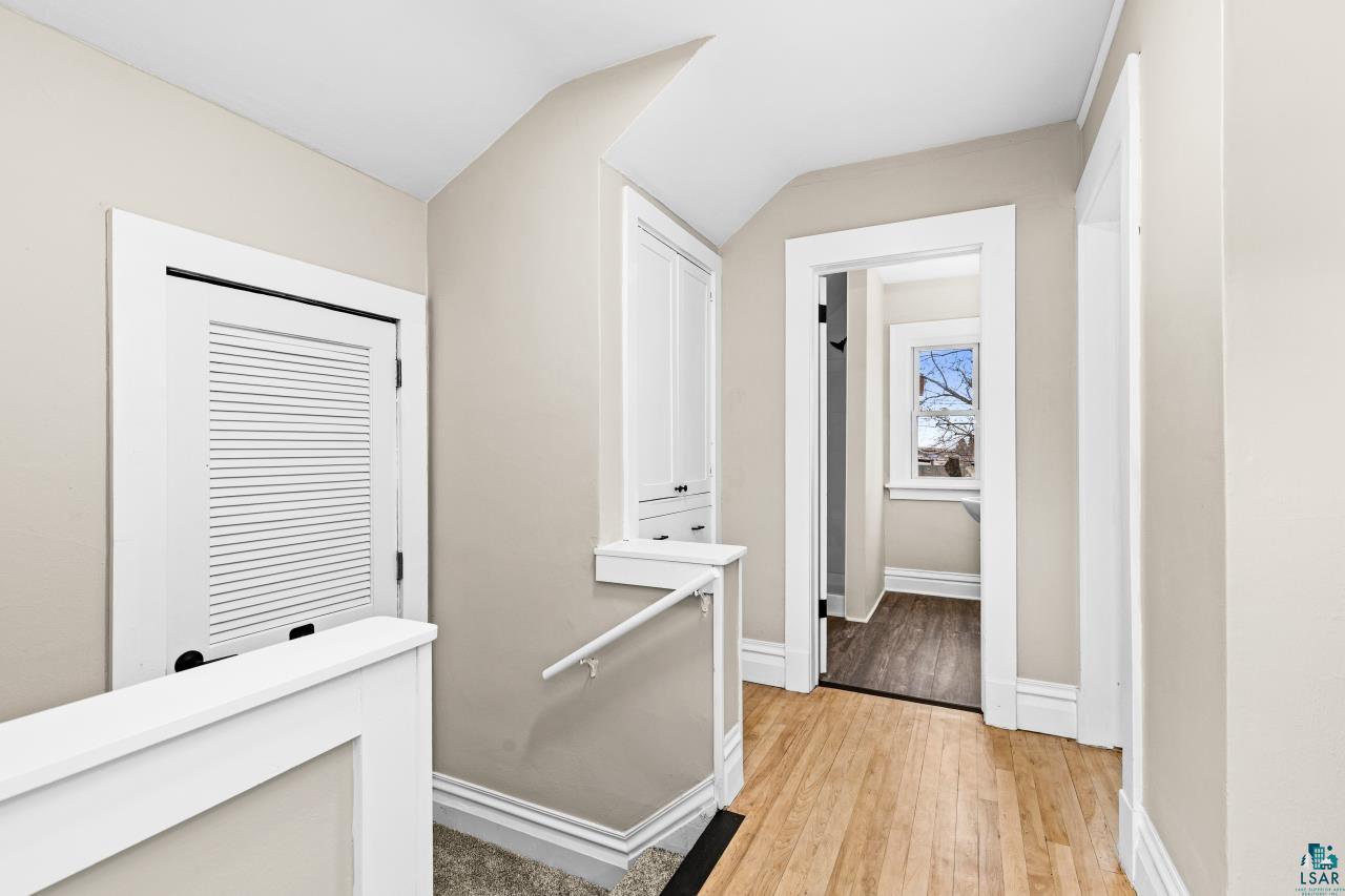 3916 West 4th Street Duluth, MN 55807 - Photo 18 of 38