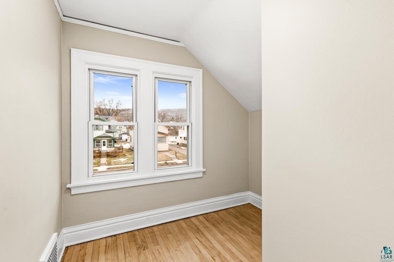 3916 West 4th Street Duluth, MN 55807 - Photo 20 of 38
