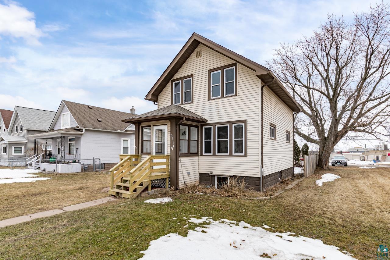 3916 West 4th Street Duluth, MN 55807 - Photo 2 of 38