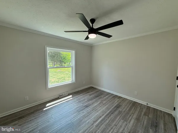 $2,695 | 10504 Benchmark Road, Fredericksburg, VA 22408